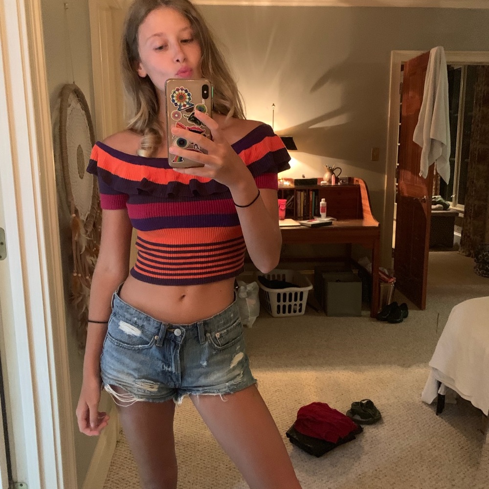 Crop top